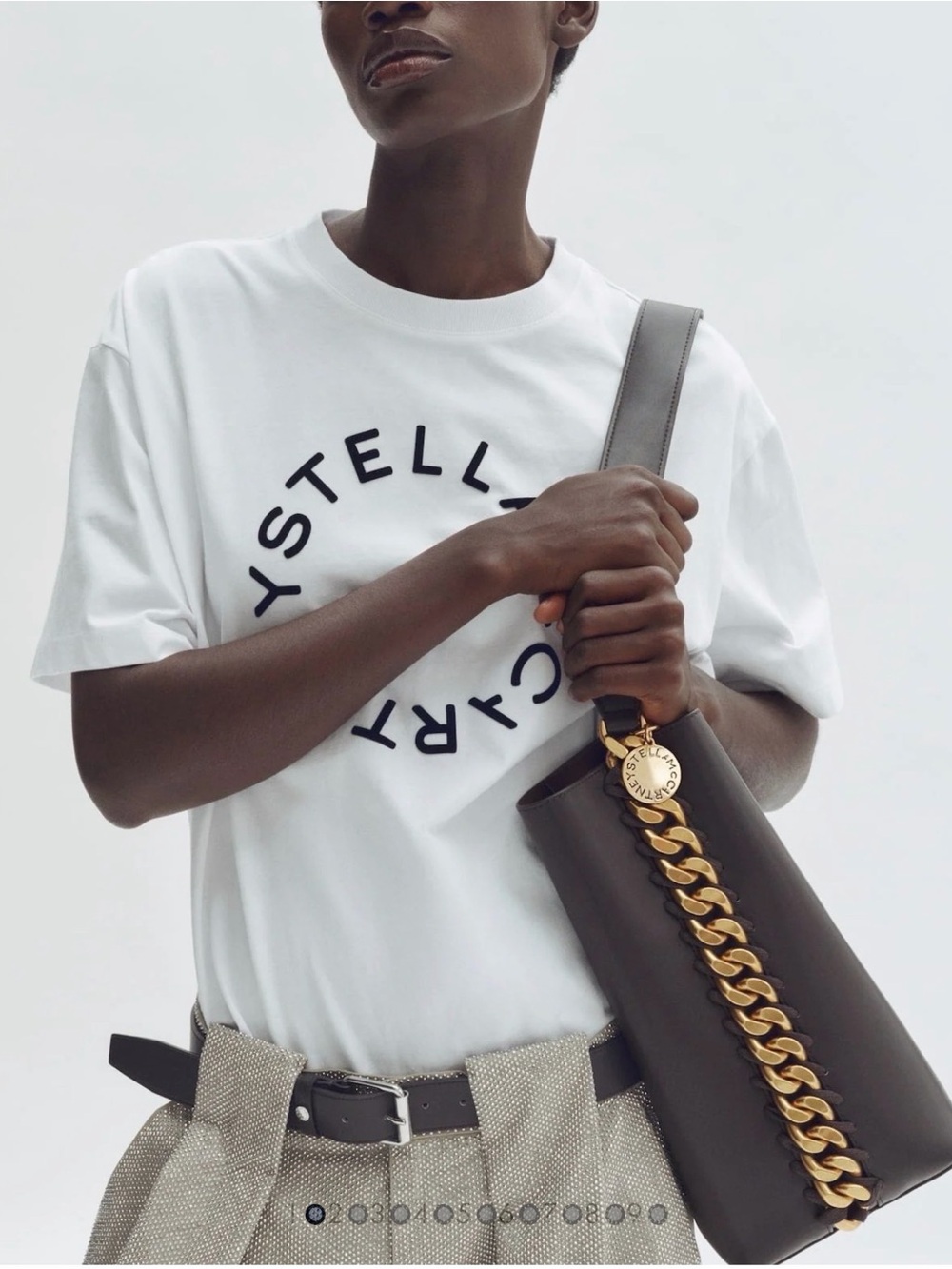 Stella McCartney and H&M collaboration Black Shoulder Bag with Gold Chain Sides - Picture 5 of 5